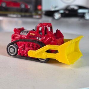 Matchbox #48 Bulldozer Red Yellow Blade 2000 Construction 1:64 Loose Mint